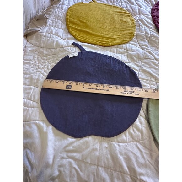 4 VTG Beaded Fruit themed Quilted Placemats Pear Apple Orange Plum table top htf - Picture 9 of 13